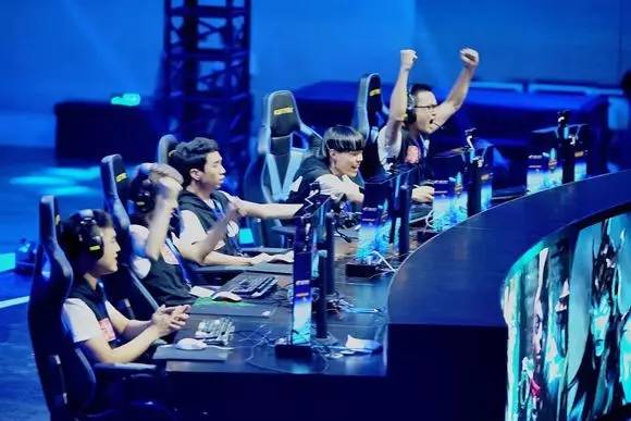 电竞比分dupreeh探讨了新赛事举办地对于CS比赛的重要性